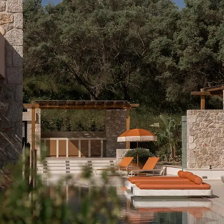 Ninemo Village Bed & Breakfast *