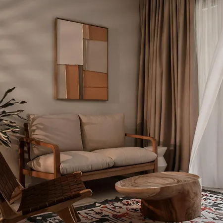 Bed & Breakfast Ninemo Village *