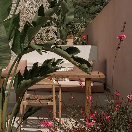 Ninemo Village Bed & Breakfast